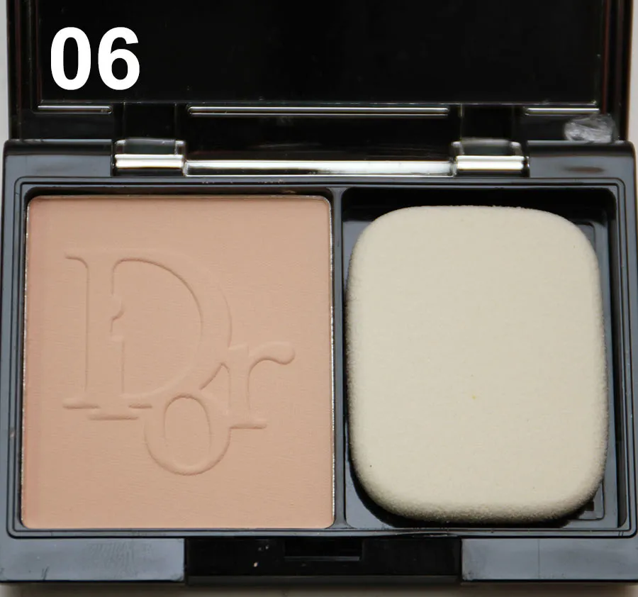 Пудра Christian Dior diorific compact pouder