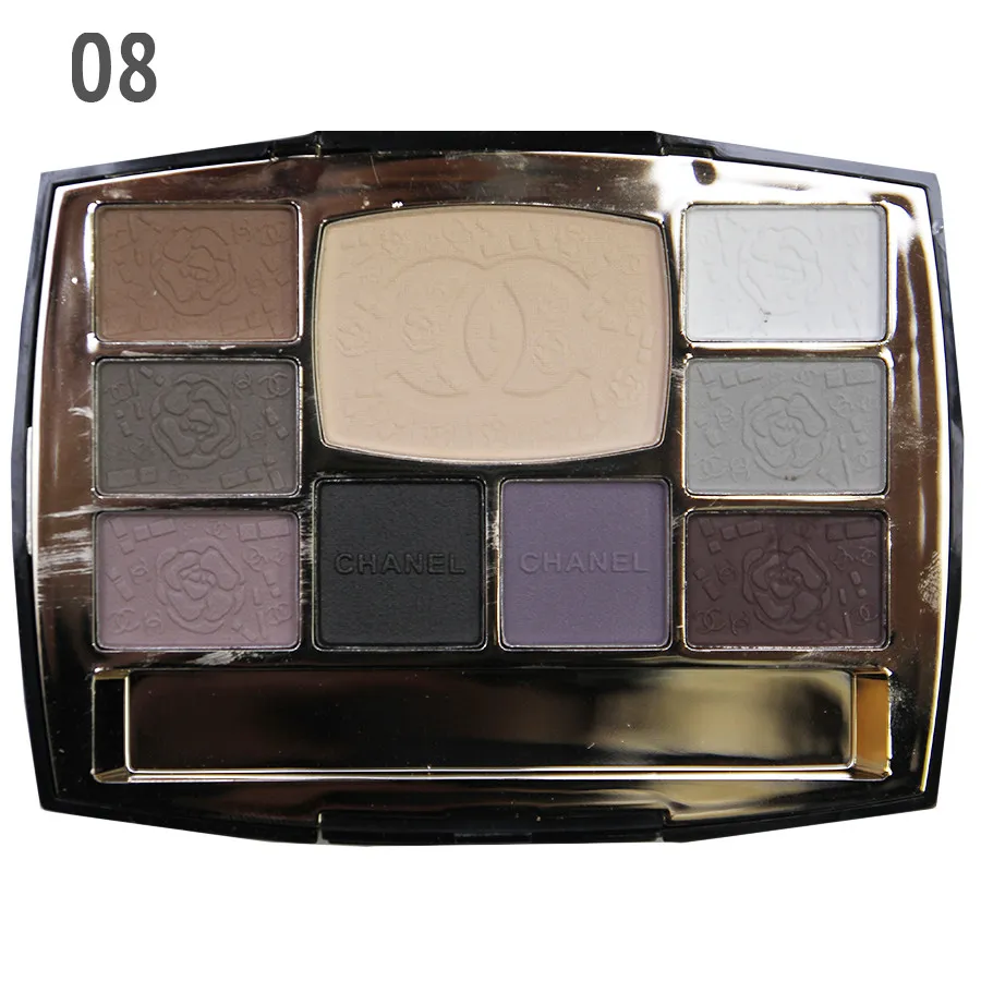 Тени с пудрой Chanel Travel Makeup Palette 33 гр.