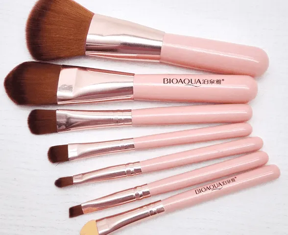 Набор кистей «BIOAQUA» 7 шт в металлическом футляре  (арт. 8214)